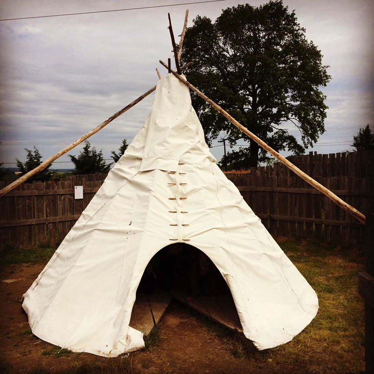 Pasar vacaciones en un tipi – experiencia única casa acogedor amantes naturaleza