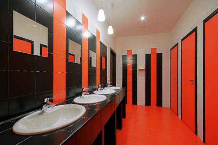 bano hostal moderno comodo