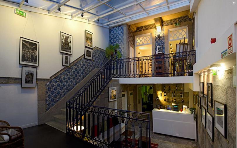 Hostal moderno en el centro de la ciudad portuguesa de Oporto gallery hostel hostal nueva generacion