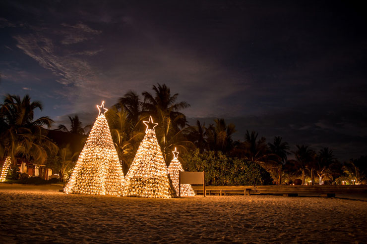 Árboles de Navidad para una fiesta diferente decoracion navidena hotel lujoso maldivas