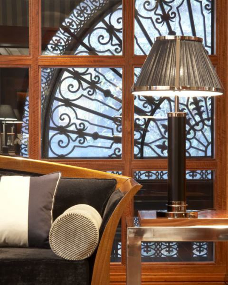 Elemento del estilo colonial del Hotel 1898 hotel barcelona ventanas grandes
