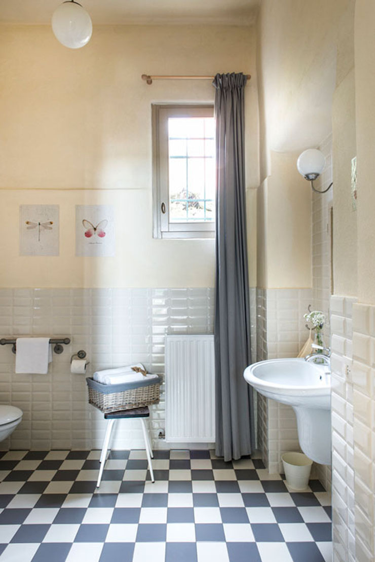 Baño cómodo, limpio en La Scuola Pensión, B & B bano confortable b and b italia