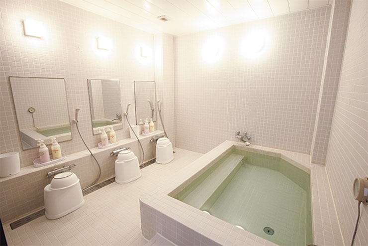 bano comodo hotel capsule