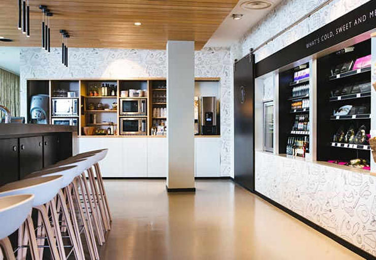 bar hotel cadena ikea milan