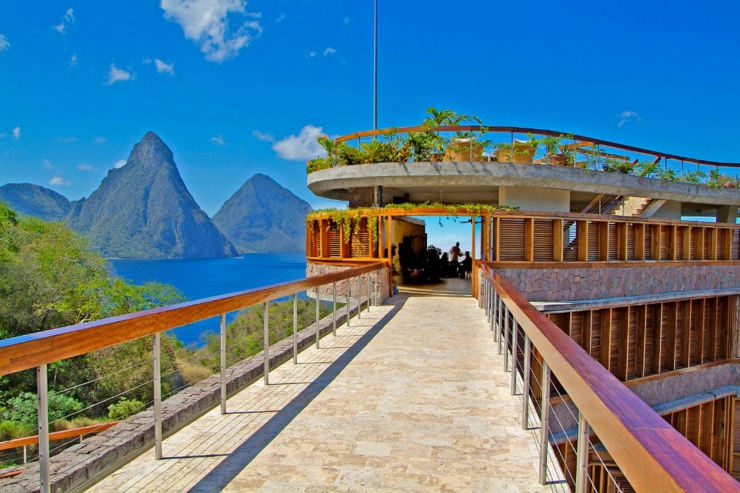 La Celestial Terraza además de vistas ofrece experiencia culinaria única terraza hoteles lujo vistas panoramicas