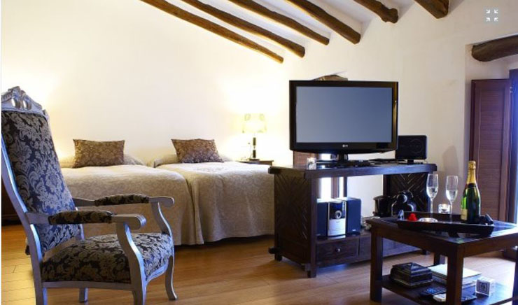 habitacion disenada estilo rustico