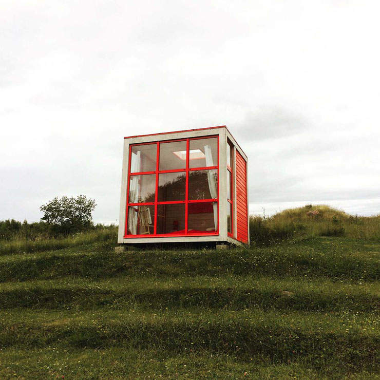 Cubo ubicado dentro de la granja con vistas impresionantes alojamiento extravagante casas parque