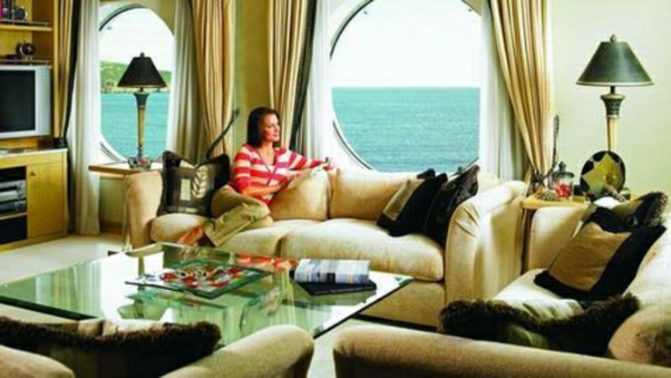 El crucero de lujo “The World” ofrece un nuevo estilo de vida dedicado a la aventura