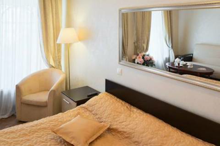 Las camas de los dormitorios de este hotel en Moscú son muy cómodas dormitorio-hotel-moscu-cama-confortable