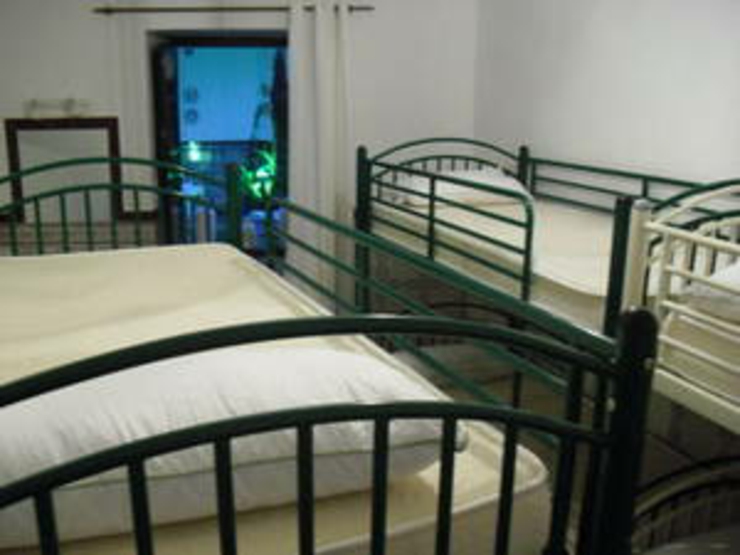 habitacion compartida hostel seneca