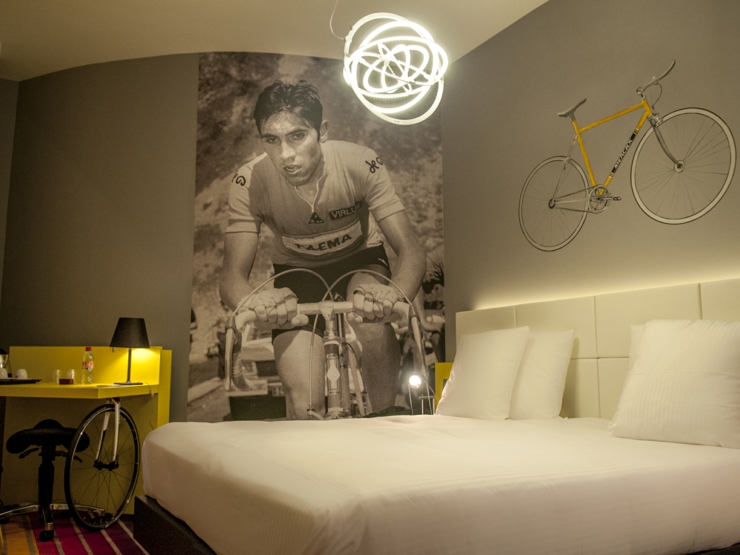 Los amantes de ciclismo se sentirán muy a gusto en esta habitación dormitorio hotel boutique amantes ciclismo