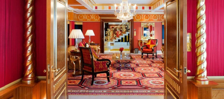 Suite lujosa diseñada con la abundancia típica de la cultura oriental suite hotel ultra lujoso dubai deco chic