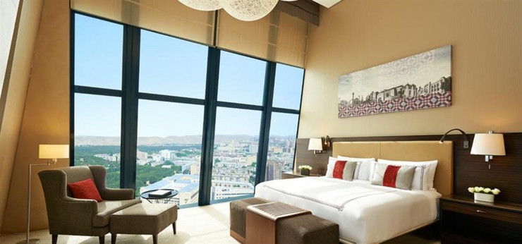 Algunas de habitaciones ofrecen vistas magnificas hacia la ciudad dormitorio vistas maravillosas