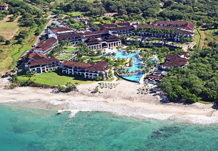 Hotel de lujo en estilo hacienda, situado en la playa marriott guanacaste resort costa rica