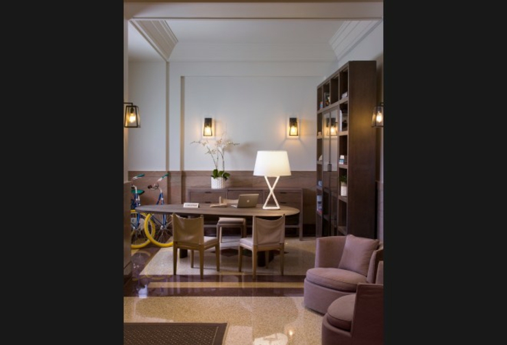 Confort y comodidad en el Hotel Victor en Miami Beach interior confortable hotel miami beach