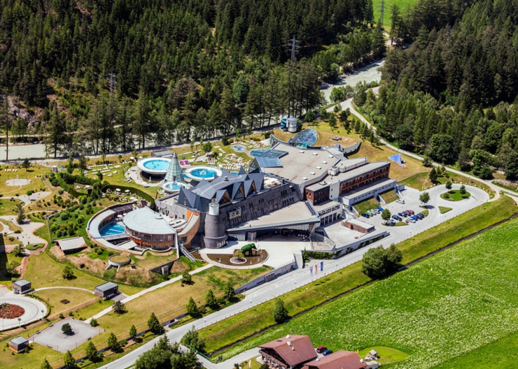 trece piscinas externas-internas