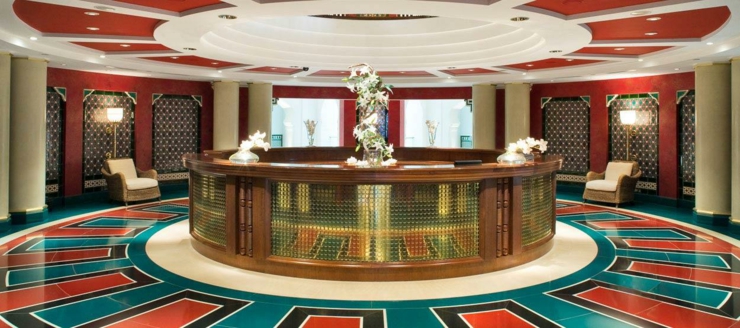 En este hotel ultra lujoso en Dubai Ud. se sentirá como un príncipe árabe hotel ultra lujoso dubai para principes