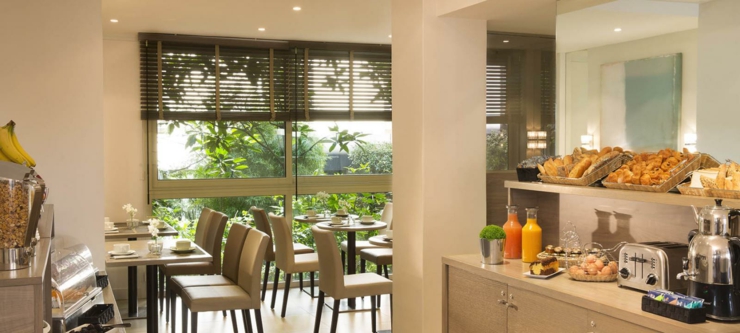 Riquísimo desayuno en uno de los hoteles céntricos de Paris desayuno delicioso comedor hoteles centricos paris