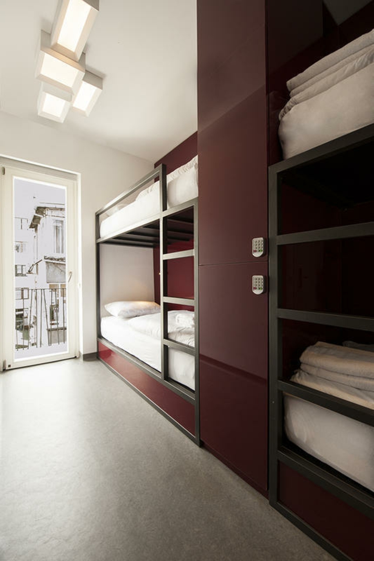 dormitorio espacioso limpio comodo