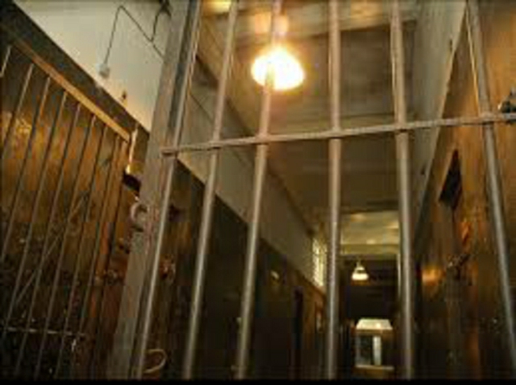 prision antigua alberga hotel letonia