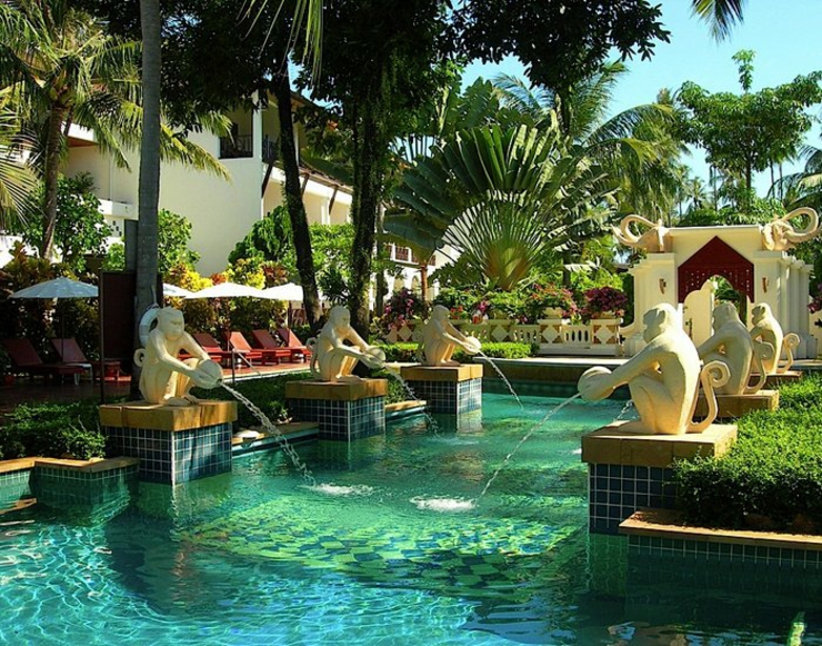 piscina exterior boat house resort 