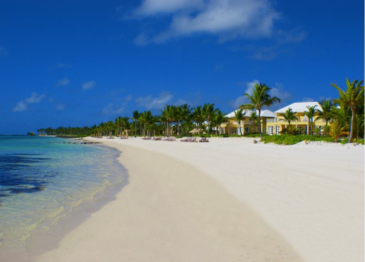 Playa infinita del complejo turístico Punta Cana Resort & Club sol playa complejo turistico
