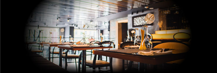Ambiente elegante e informal en hotel de diseño en Kiev restaurante hotel diseno kiev ucrania