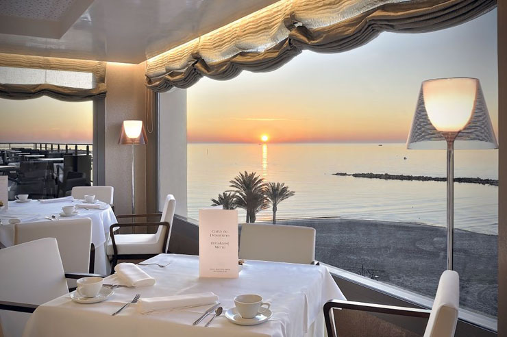 El restaurante Alamar hace realidad los sueños gastronómicos de sus visitantes platos deliciosos vista espectacular