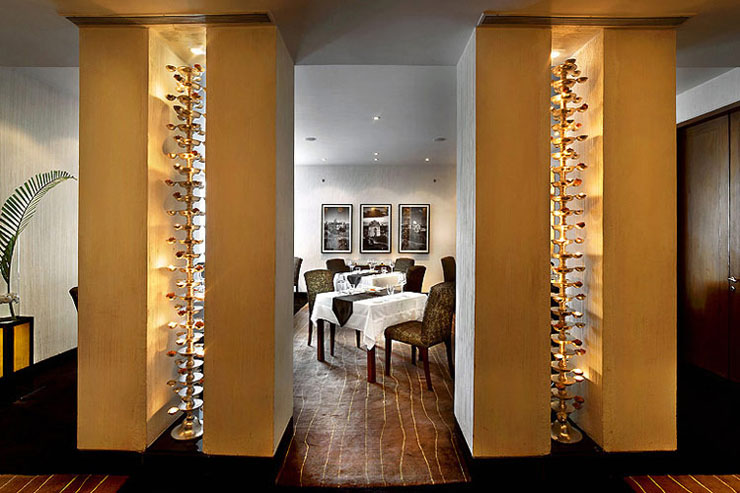 Restaurante en el hotel boutique es famoso por la cocina que ofrece galardonado restaurante accent cocina india