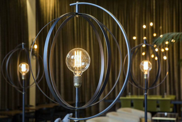 El hotel dispone de sala de negocio diseñada en estilo contemporáneo sala diseno moderno hotel jerusalen