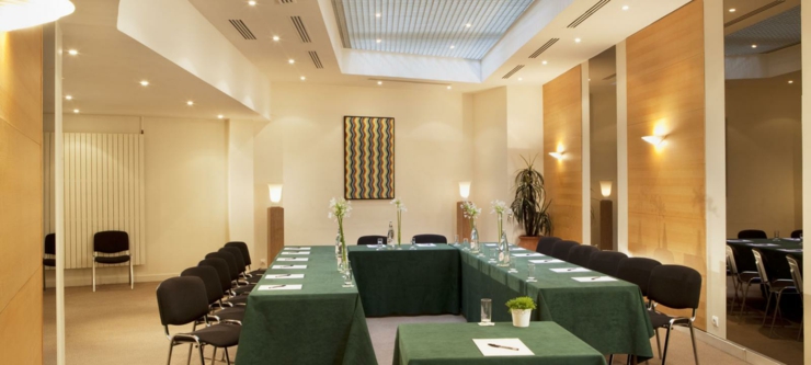 Sala bien equipada para celebrar eventos, reuniones hoteles centricos paris sala eventos reuniones