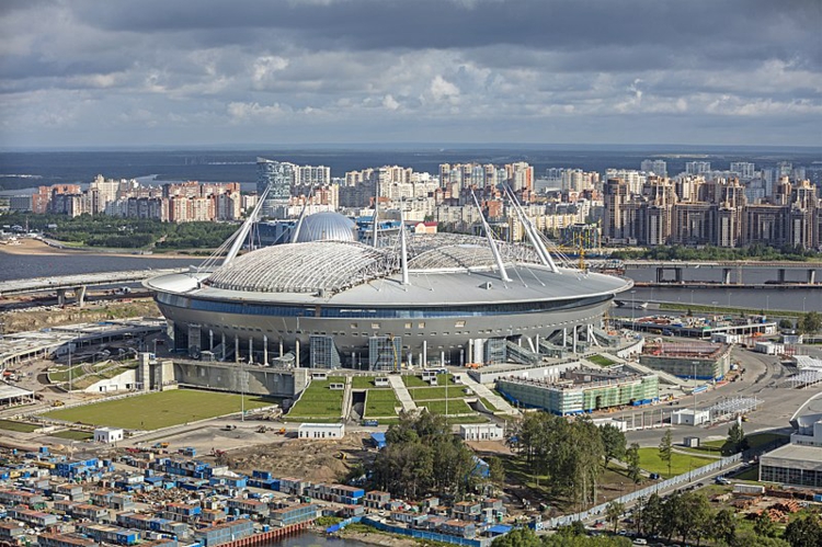 Tecnológicamente, este estadio es uno de los más modernos del mundo futbolistas se sentiran perfectamente este campo