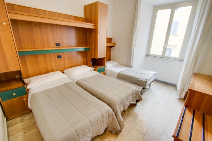 yellow hostel roma turismo juvenil