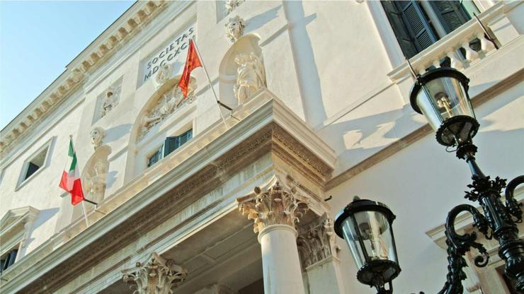 Escapada romántica en un auténtico palacio en Venecia palacio gritti hotel