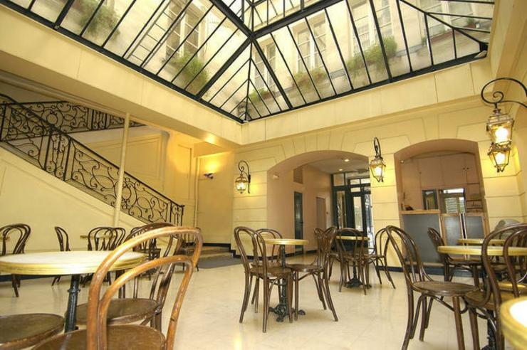 economico alojamiento paris jovenes