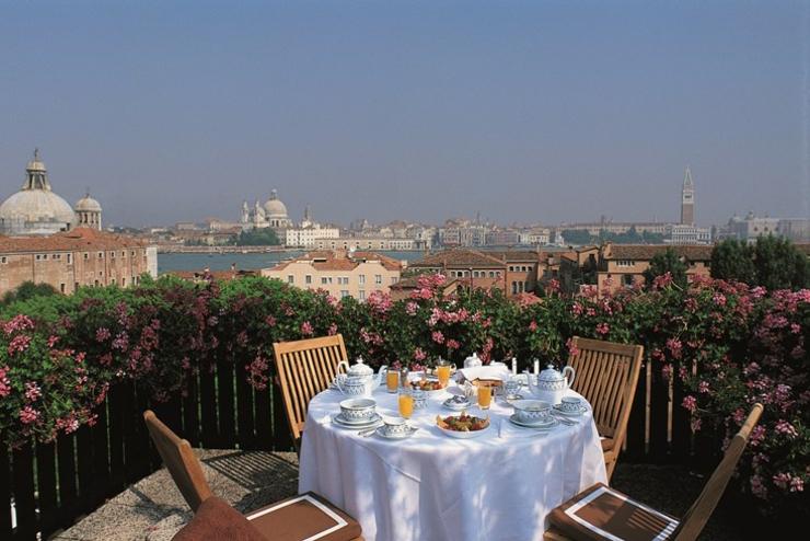 Vistas impresionantes desde la terraza privada terraza hotel venecia vistas magnificas