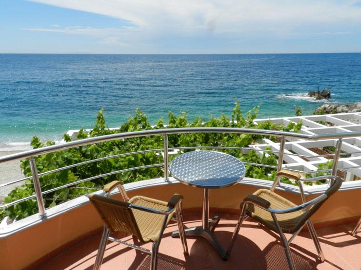 Sol, playa y vistas impresionantes para los visitantes de Mare Bed & Breakfast Hotel hotel comodo mar jonico