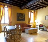 Hotel” Palazzo Manfredi “cuenta con cinco apartamentos en Roma apartamentos roma hotel manfredi