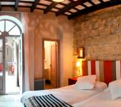 Coqueto hotel en el centro histórico de Jerez de la Frontera hotel la fonda barranco jerez