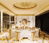 La sala La Finestra del Palazzo Versace, Australia es perfecta para reuniones, eventos y bodas sala diseno versace hotel australia