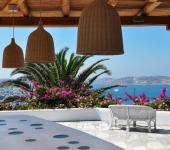 Vacaciones exóticas en la isla griega de Mykonos sol playa hotel agnandi