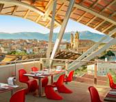 La fantástica ubicación de este lujoso hotel en la Rioja permite a sus visitantes disfrutar de unas vistas impresionantes Lujoso hotel rioja impreciona con diseno vistas