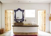 Baño amplio en uno de los hoteles boutique más originales en México bano comodo equipado resort tulum