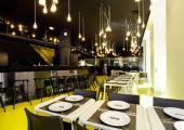 elegante bar hostal split