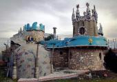 Formas conocidas de las obras de Gaudí en un edificio privado capricho cotrina estilo gaudi
