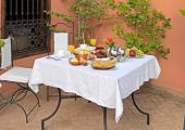 desayuno riquicima pasteles frutas