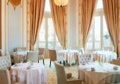 El restaurante Easo cuenta con gran salón de desayunos conocido restaurante salon desayuno