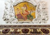 El fresco representa la danza ucraniana con el nombre de “kazachok” fresco danza ucraniana