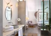 Cada habitación cuenta con amplio y cómodo baño privado espacioso bano luz charming houses