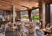 Exótico resort en Puket con un diseño tradicional restaurante lujoso resort diseno tailandes